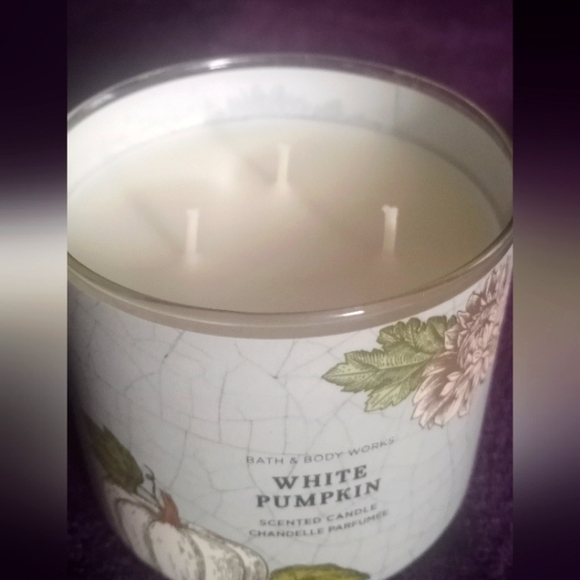 3 Wick white pumpkin - Picture 2 of 3